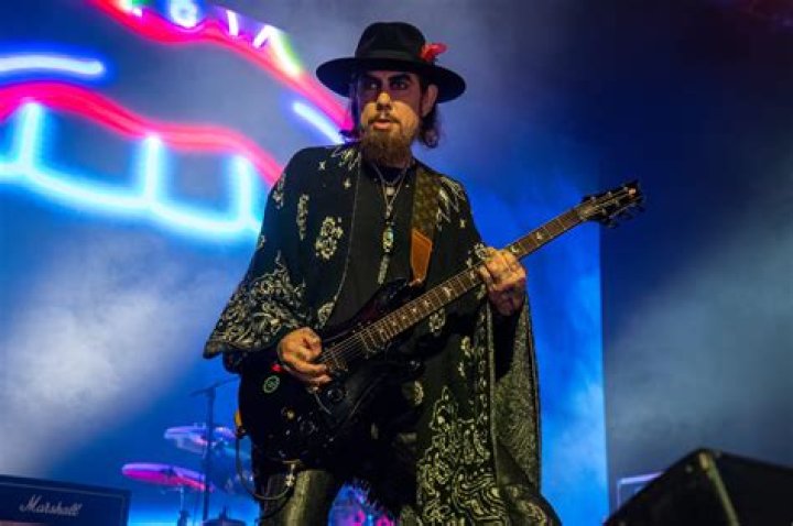 Dave Navarro